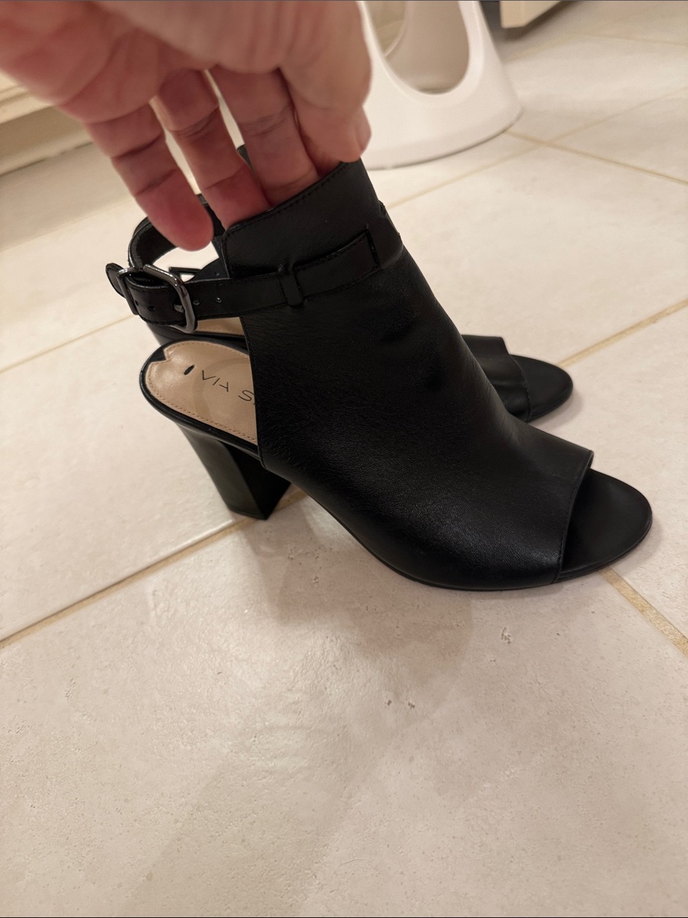 Via Spiga Black Leather Peep-Toe Block Heel Sandals with Ankle Strap—8M